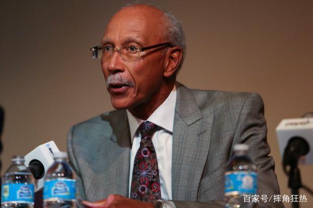 赛点一刻！米兰3-2擒获科内利亚诺，捧起意大利女排超级杯！