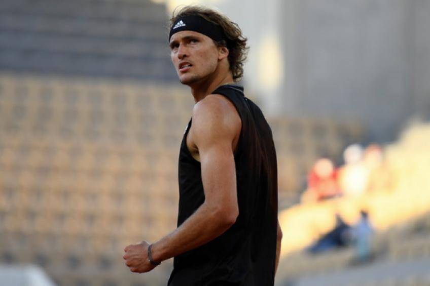 高效发挥！麦基半场11中7贡献17分5篮板